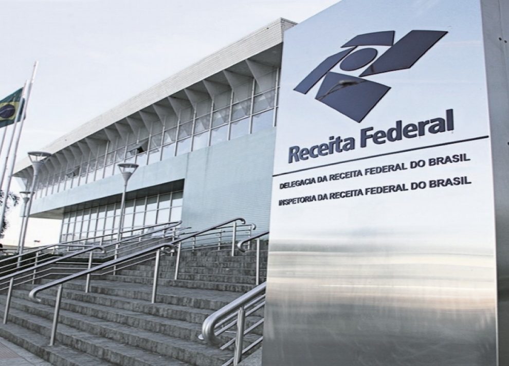 Segundo a própria CGU, esse tipo de recurso feito pelo próprio órgão não existe na lei e é considerado irregular